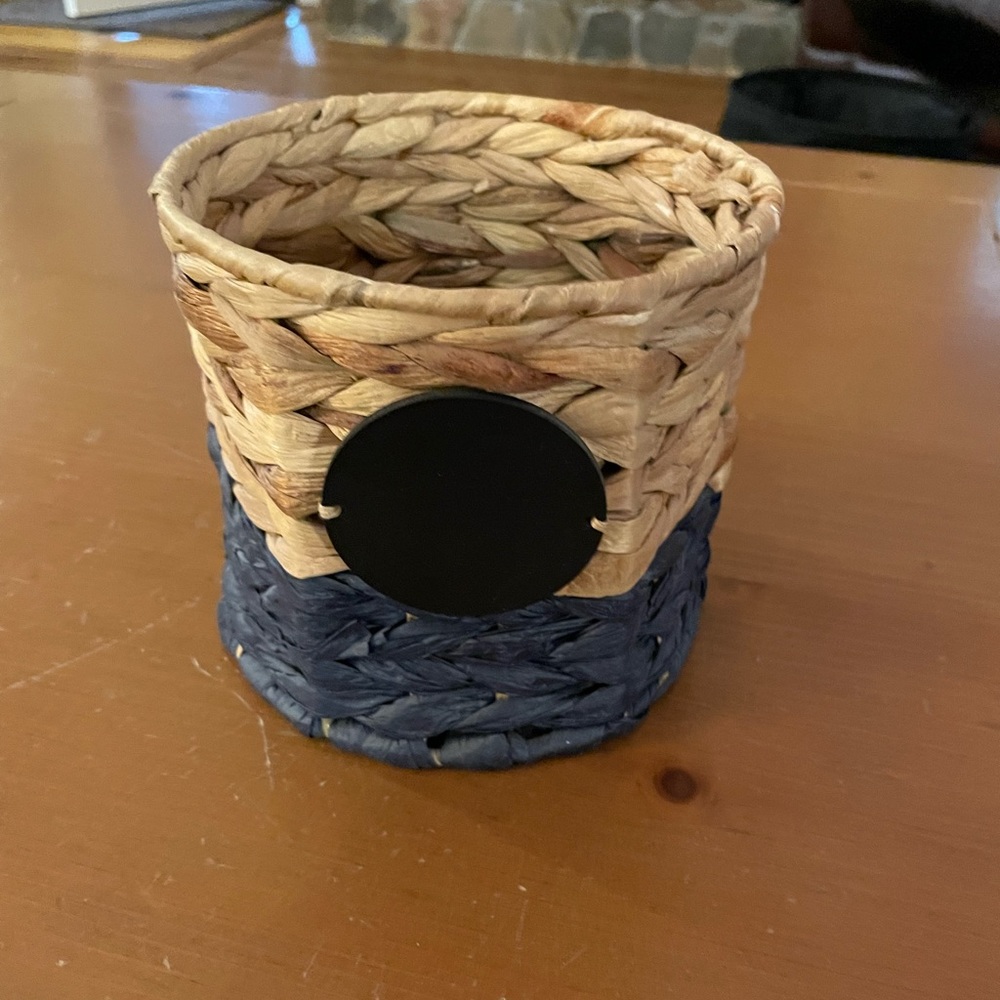 Thirty one basket